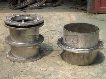 柔性防水他管和<a href=http://www.www.efficientcleaningsolutions.com target=_blank class=infotextkey>剛性防水套管</a>